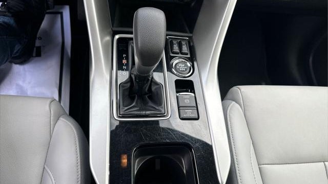 2025 Mitsubishi Eclipse Cross SE
