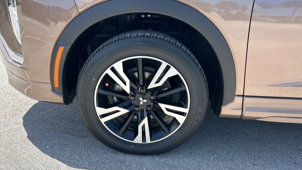 2024 Mitsubishi Eclipse Cross SE