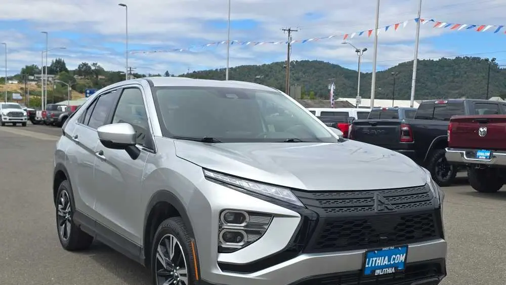 2025 Mitsubishi Eclipse Cross SE