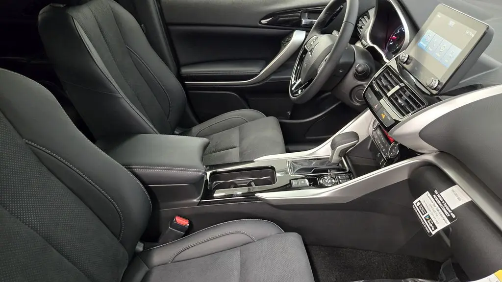 2026 Mitsubishi Eclipse Cross SE