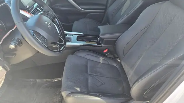 2026 Mitsubishi Eclipse Cross SE