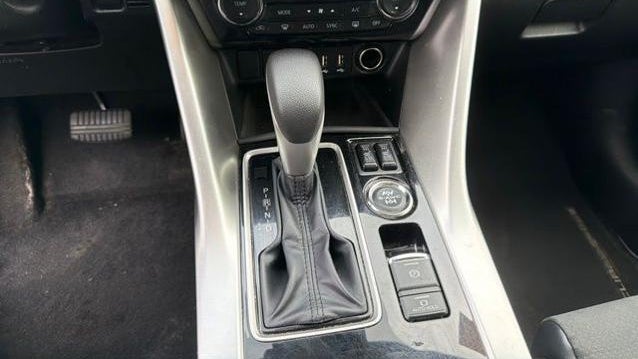 2024 Mitsubishi Eclipse Cross SE