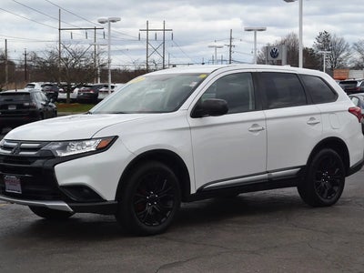 2017 Mitsubishi Outlander AWD ES 4DR SUV