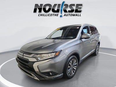 Photo of a 2020 Mitsubishi Outlander AWD SE 4DR SUV for sale