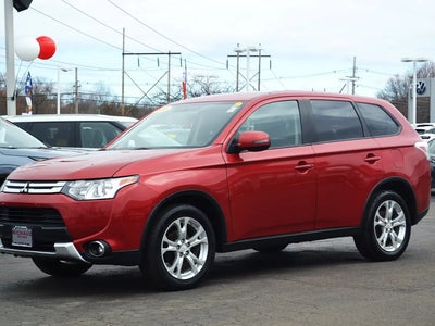 Photo of a 2015 Mitsubishi Outlander AWD SE 4DR SUV for sale