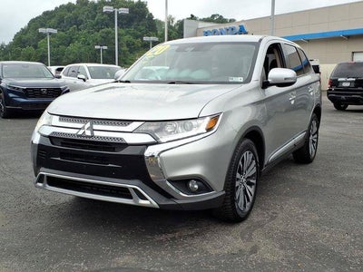 Photo of a 2020 Mitsubishi Outlander AWD SE 4DR SUV for sale