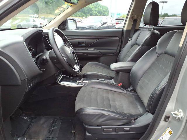 2020 Mitsubishi Outlander - $16,883