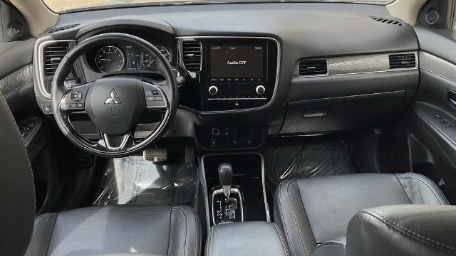 2020 Mitsubishi Outlander SE
