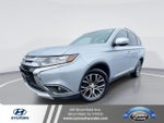 2016 Outlander Thumbnail 1