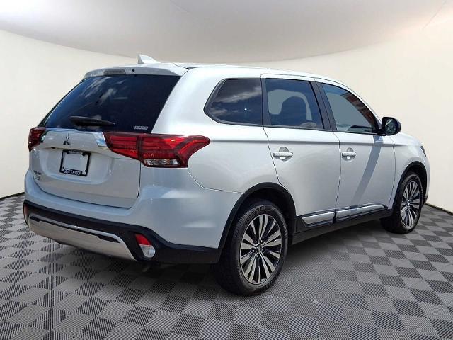 2020 Mitsubishi Outlander - $13,588