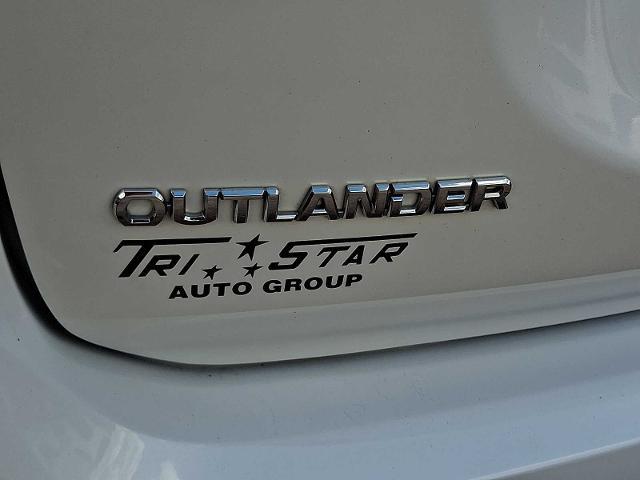 2020 Mitsubishi Outlander - $13,588