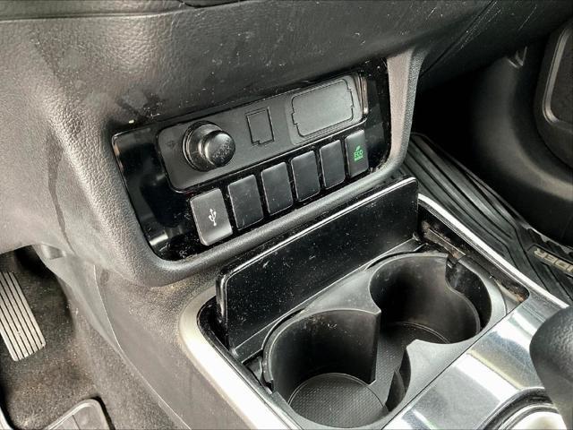 2020 Mitsubishi Outlander - $12,499
