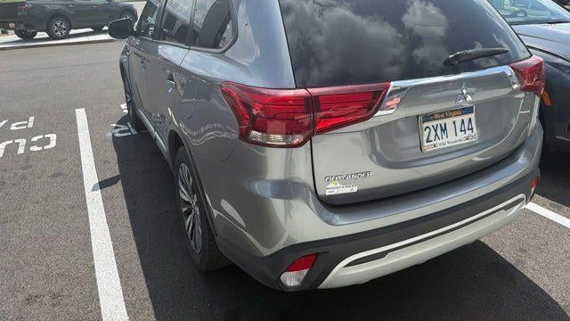 2020 Mitsubishi Outlander SE
