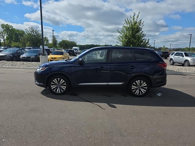 2020 Mitsubishi Outlander - $15,400