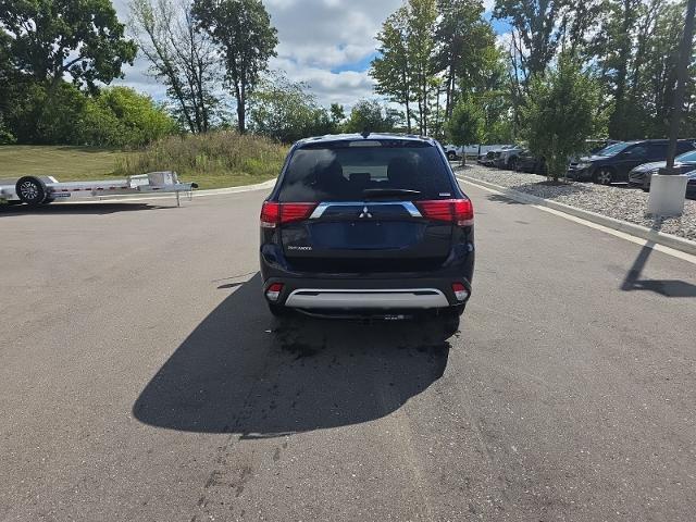 2020 Mitsubishi Outlander - $15,400