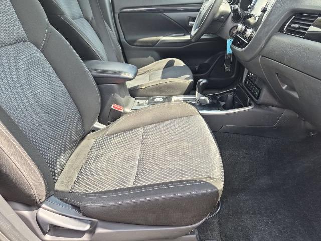 2020 Mitsubishi Outlander - $15,400