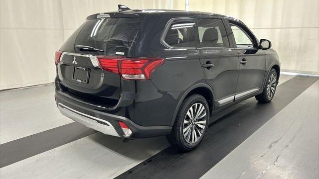 2020 Mitsubishi Outlander ES