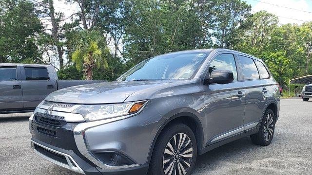 2020 Mitsubishi Outlander SE
