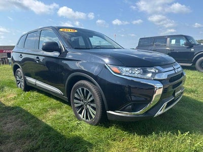 Photo of a 2019 Mitsubishi Outlander AWD LE 4DR SUV for sale