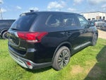 2019 Outlander Thumbnail 4