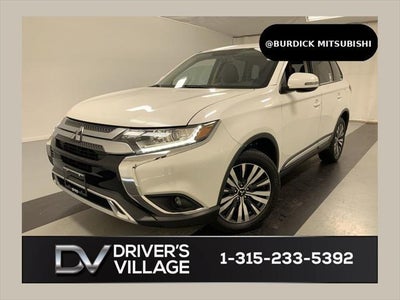 Photo of a 2019 Mitsubishi Outlander AWD SE 4DR SUV for sale