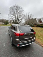 2017 Outlander Thumbnail 7