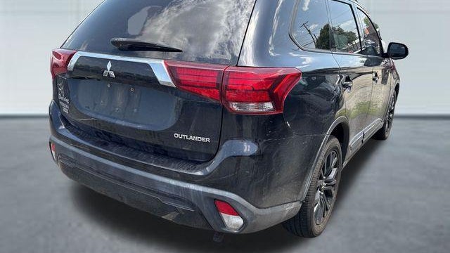 2019 Mitsubishi Outlander LE