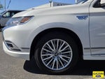 2019 Outlander PHEV Thumbnail 10