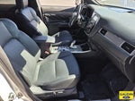 2019 Outlander PHEV Thumbnail 16
