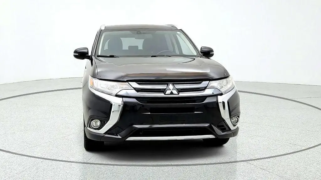 2018 Mitsubishi Outlander - $13,995