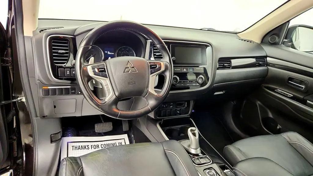 2018 Mitsubishi Outlander - $13,995