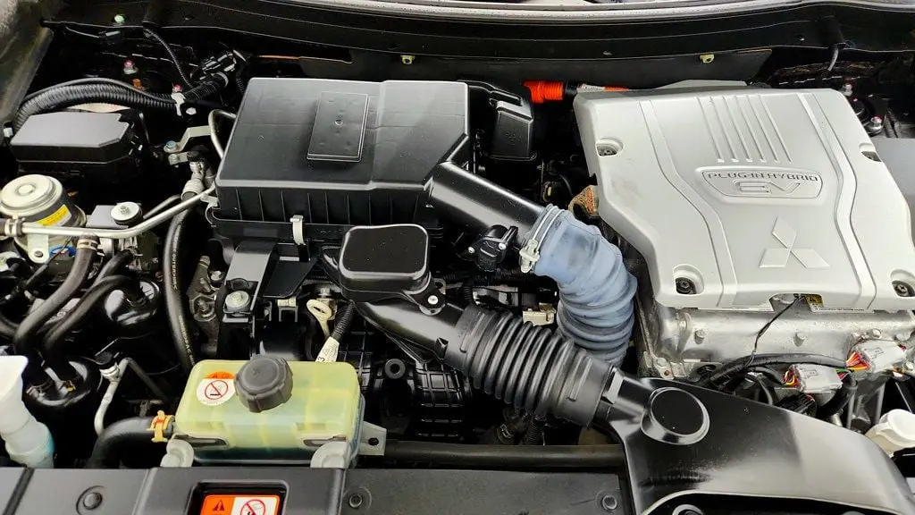 2018 Mitsubishi Outlander - $13,995