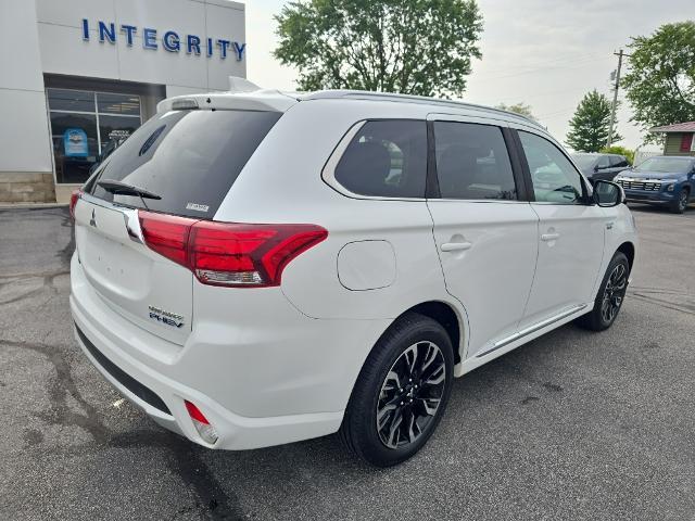 2018 Mitsubishi Outlander - $17,895
