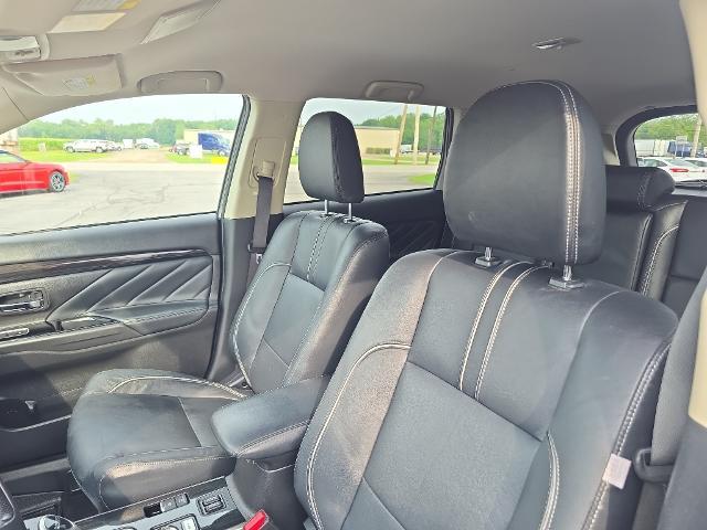 2018 Mitsubishi Outlander - $17,895