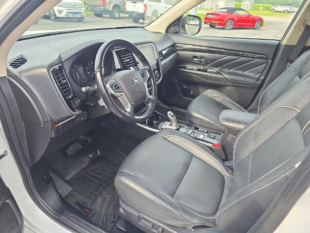 2018 Mitsubishi Outlander - $17,895