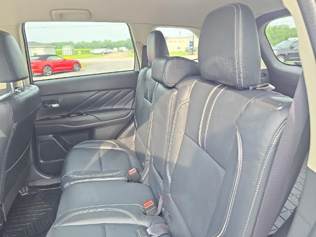 2018 Mitsubishi Outlander - $17,895