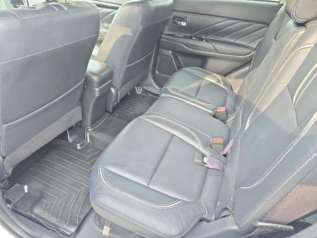 2018 Mitsubishi Outlander - $17,895