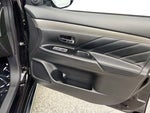 2020 Outlander PHEV Thumbnail 21