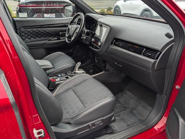 2021 Mitsubishi Outlander - $22,998
