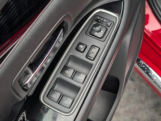 2021 Mitsubishi Outlander - $22,998
