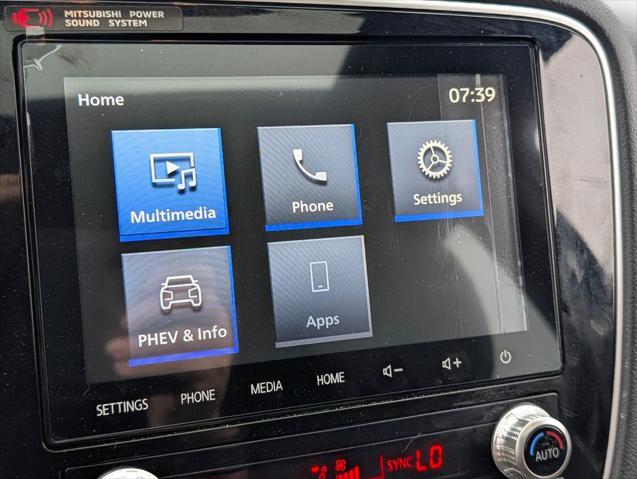 2021 Mitsubishi Outlander - $22,998