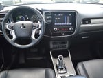 2022 Outlander PHEV Thumbnail 10