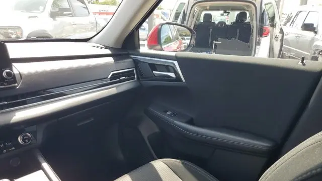 2023 Mitsubishi Outlander ES
