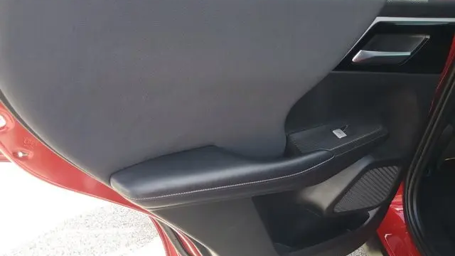 2023 Mitsubishi Outlander ES