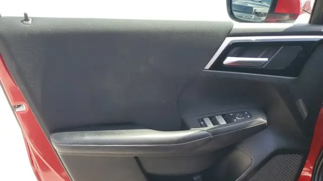 2023 Mitsubishi Outlander ES