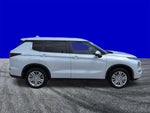 2023 Outlander Thumbnail 3