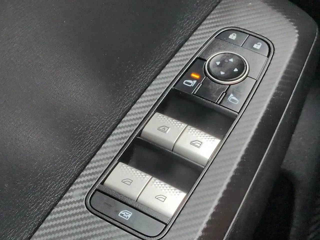 2022 Mitsubishi Outlander - $19,275