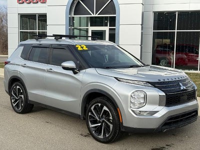 2022 Mitsubishi Outlander ES 4DR SUV