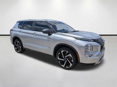 Photo of a 2022 Mitsubishi Outlander SE 4DR SUV for sale