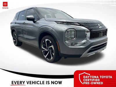 Photo of a 2022 Mitsubishi Outlander SE 4DR SUV for sale